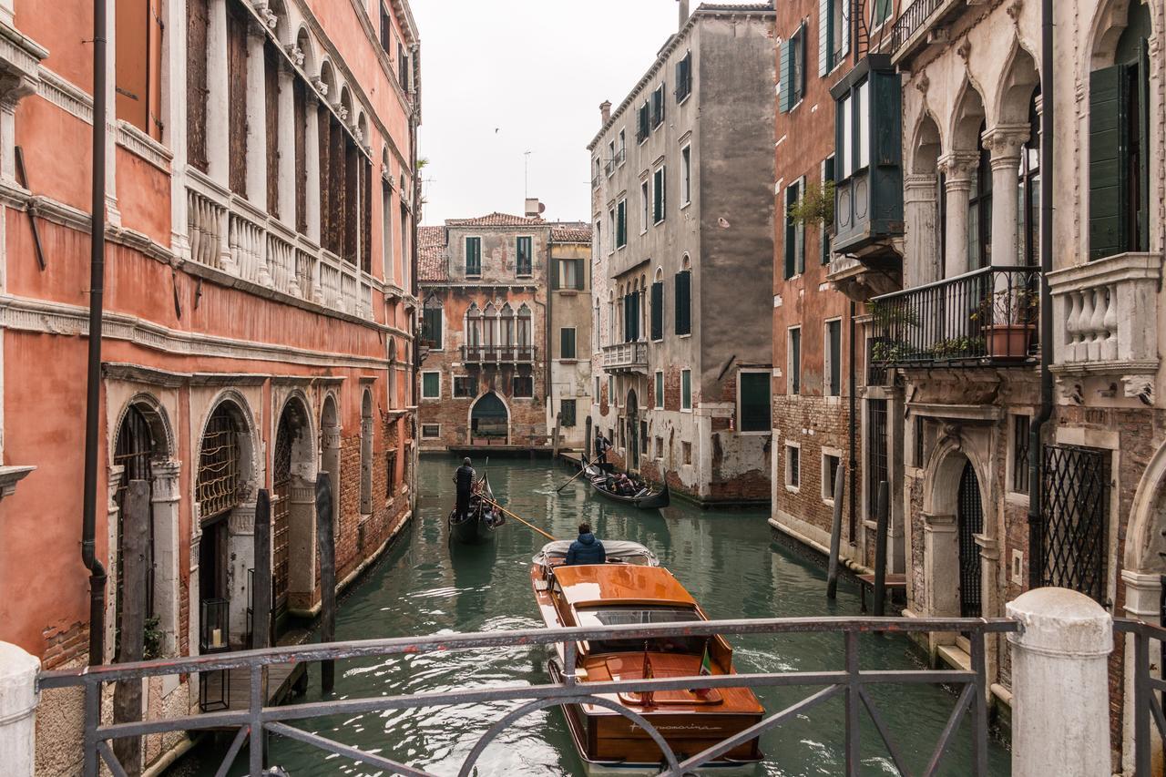 La Fenice Double Canal View เวนิส ภายนอก รูปภาพ